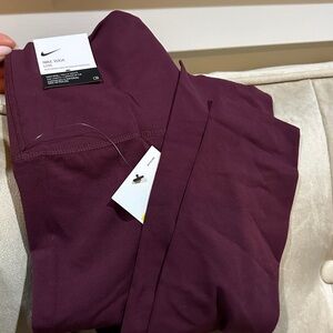 Nike Luxe Burgundy High-Rise Yoga 7/8 length Leggings